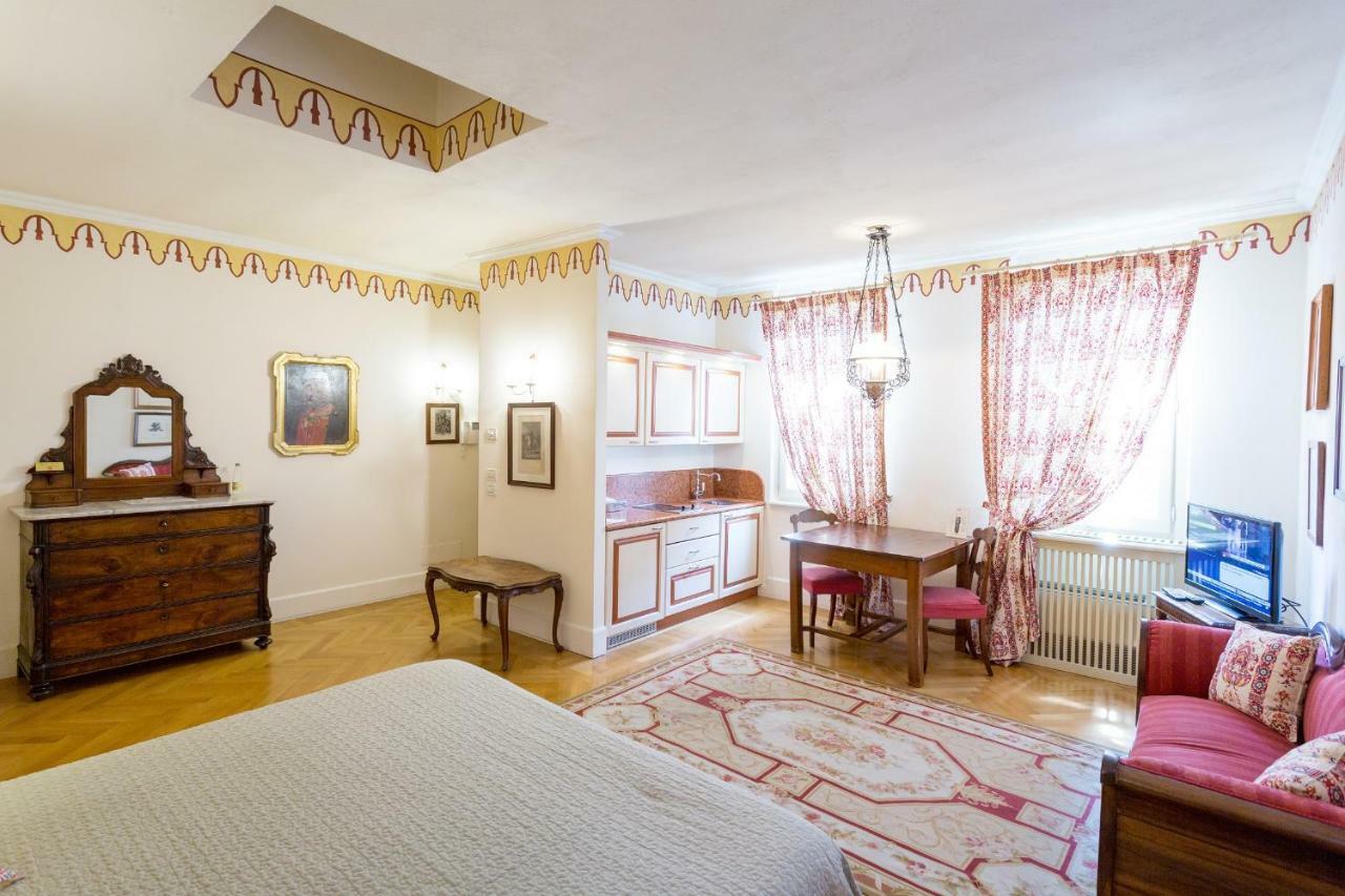 Palazzo Dalla Rosa Prati Parma Camera foto
